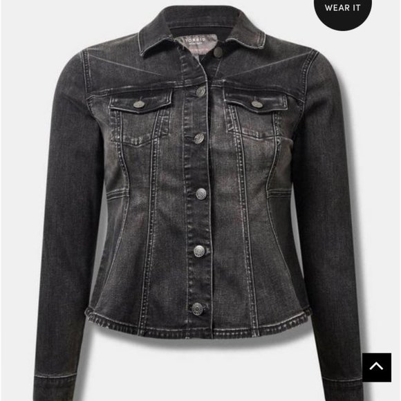 Torrid Denim Fit and flare Trucker Jacket SIZE 4 - Picture 1 of 8